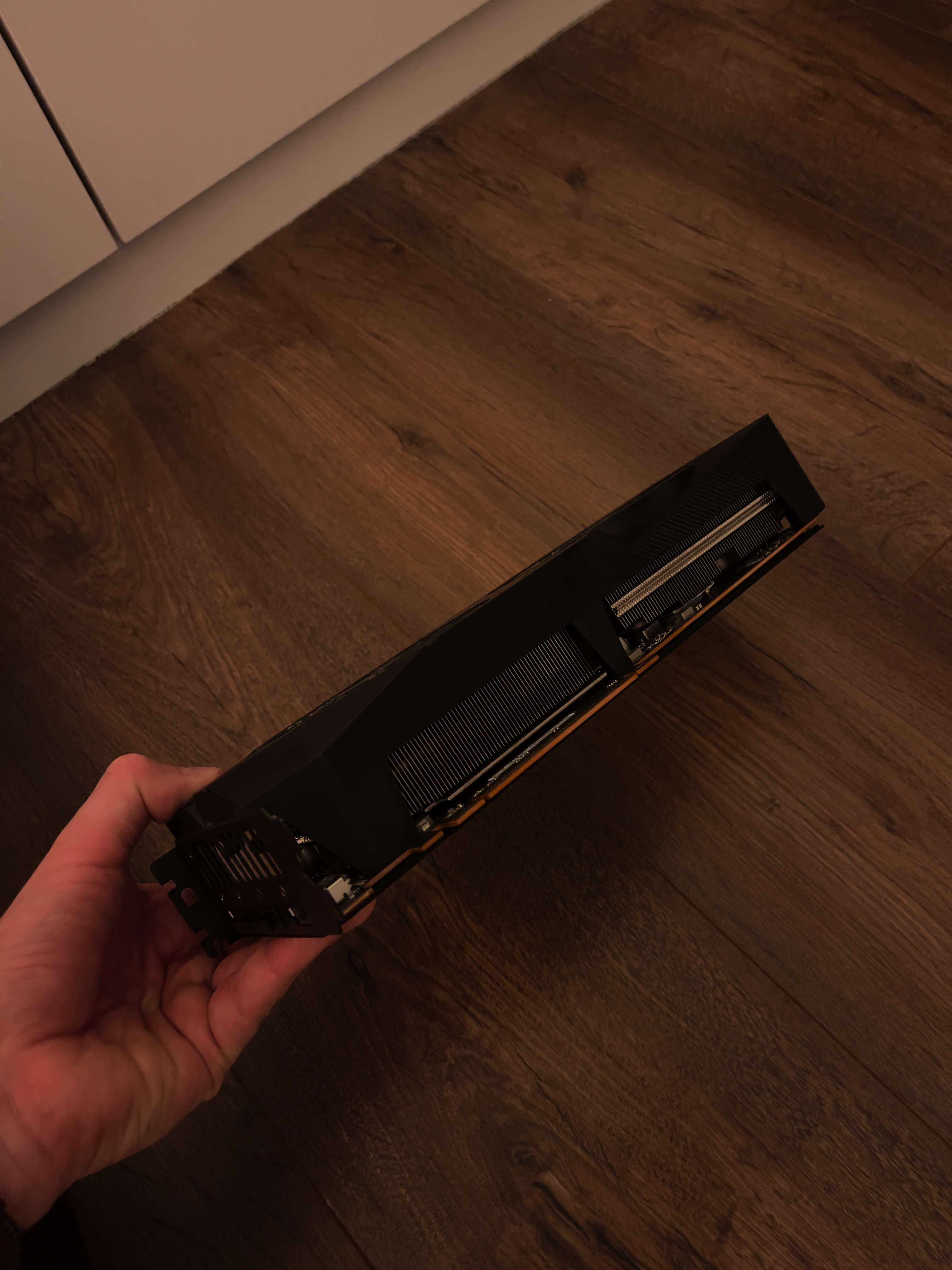 Placa Gráfica ASUS Dual Radeon RX 5700 XT OC 8GB - Miniature 2